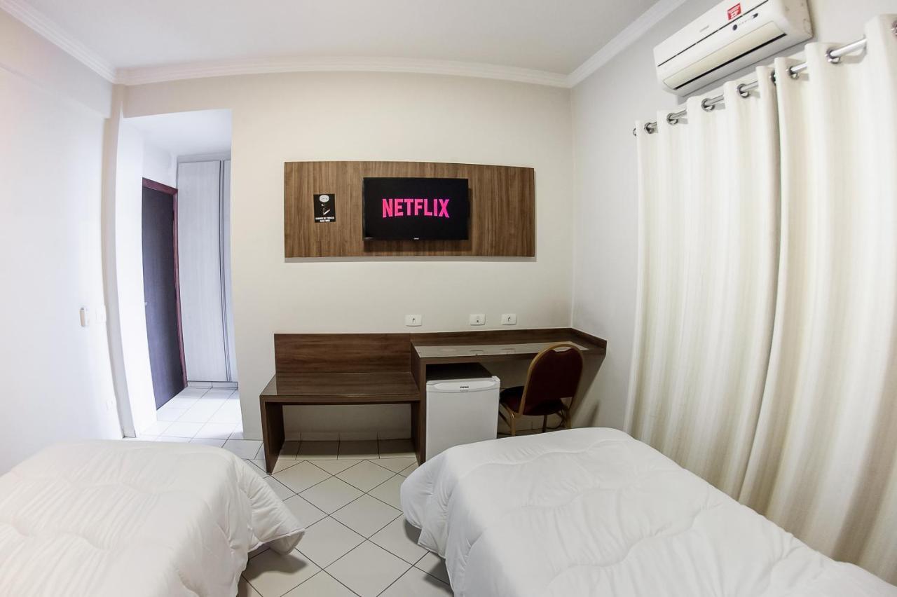 London Hotel ロンドリーナ 部屋 写真